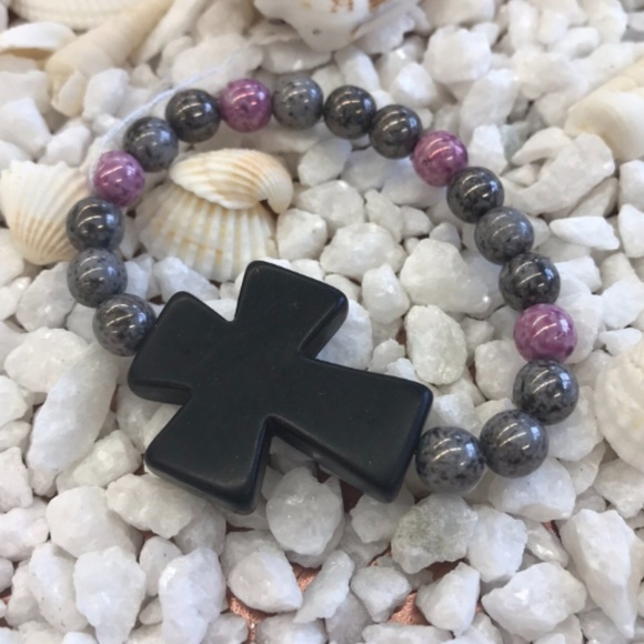 Anthropologie Pink & Gray Spotted bead bracelet